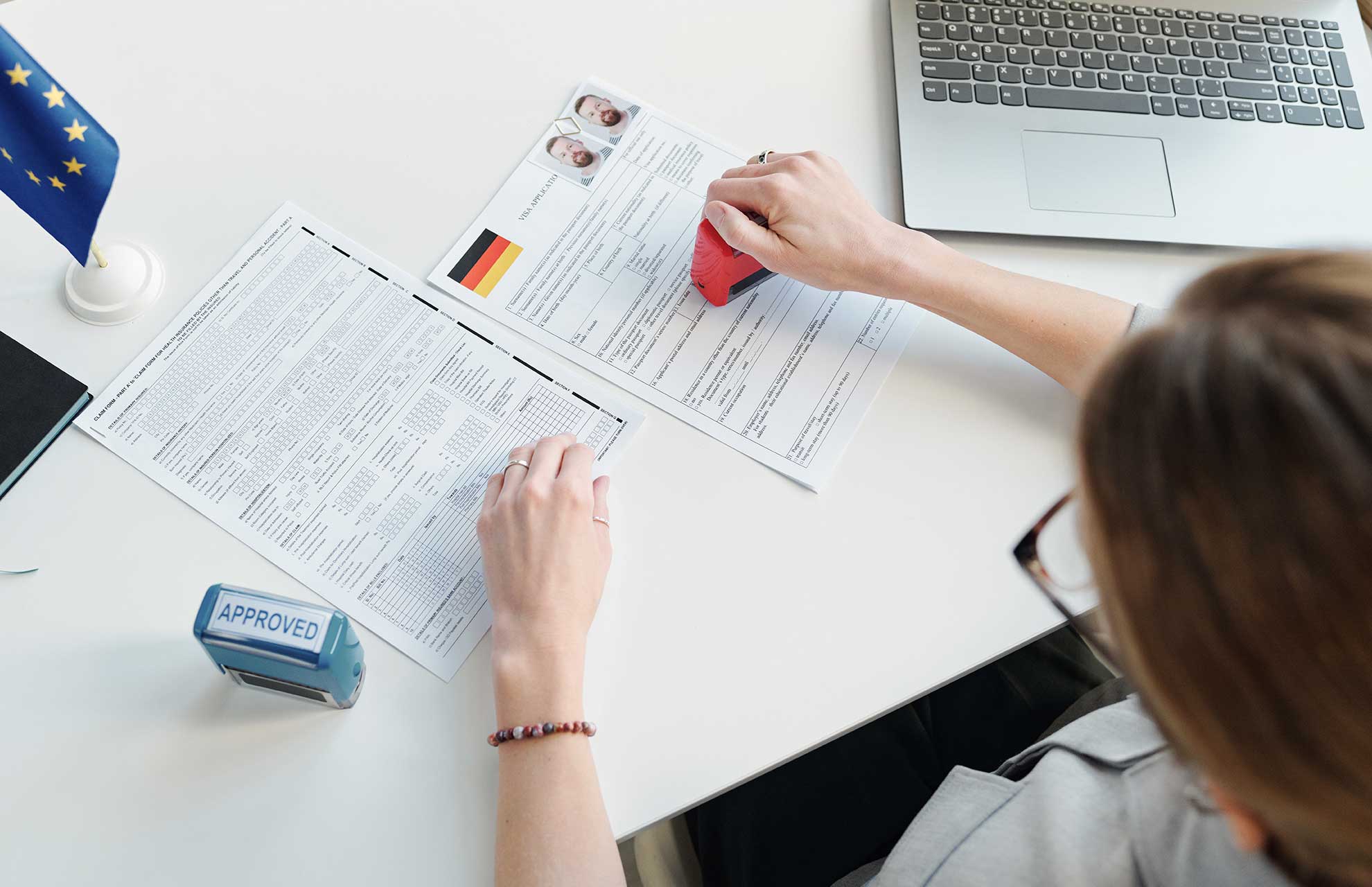 rejecting-application-for-visa-at-office-WGFRN2U.jpg